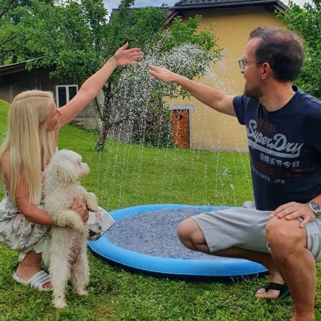 SeveloBad™ | Verfrissende sproeikussen voor honden!